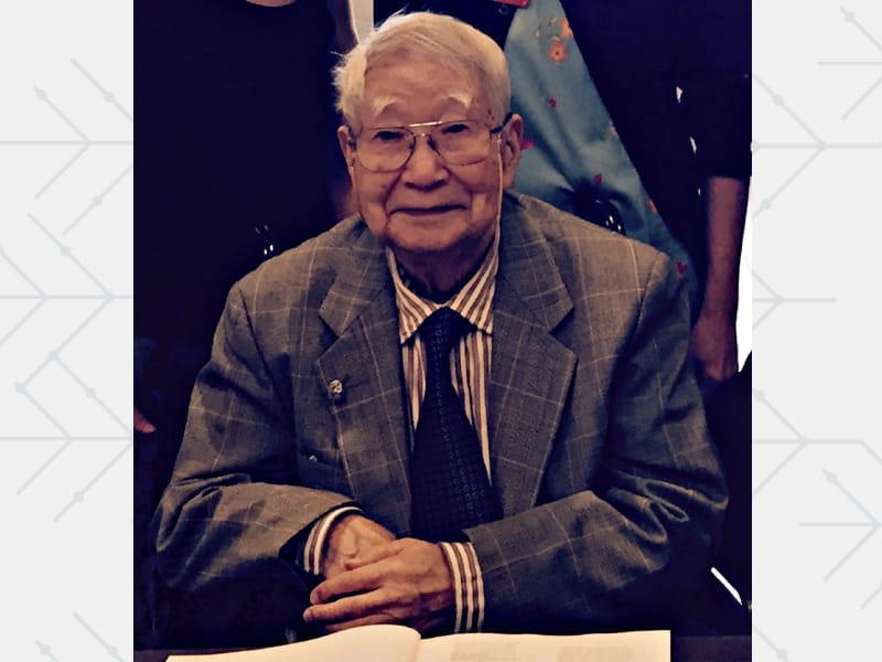 Dr. Tomisaku Kawasaki at the 11th International Kawasaki Disease Symposium in 2015. 他于上周去世，享年95岁.